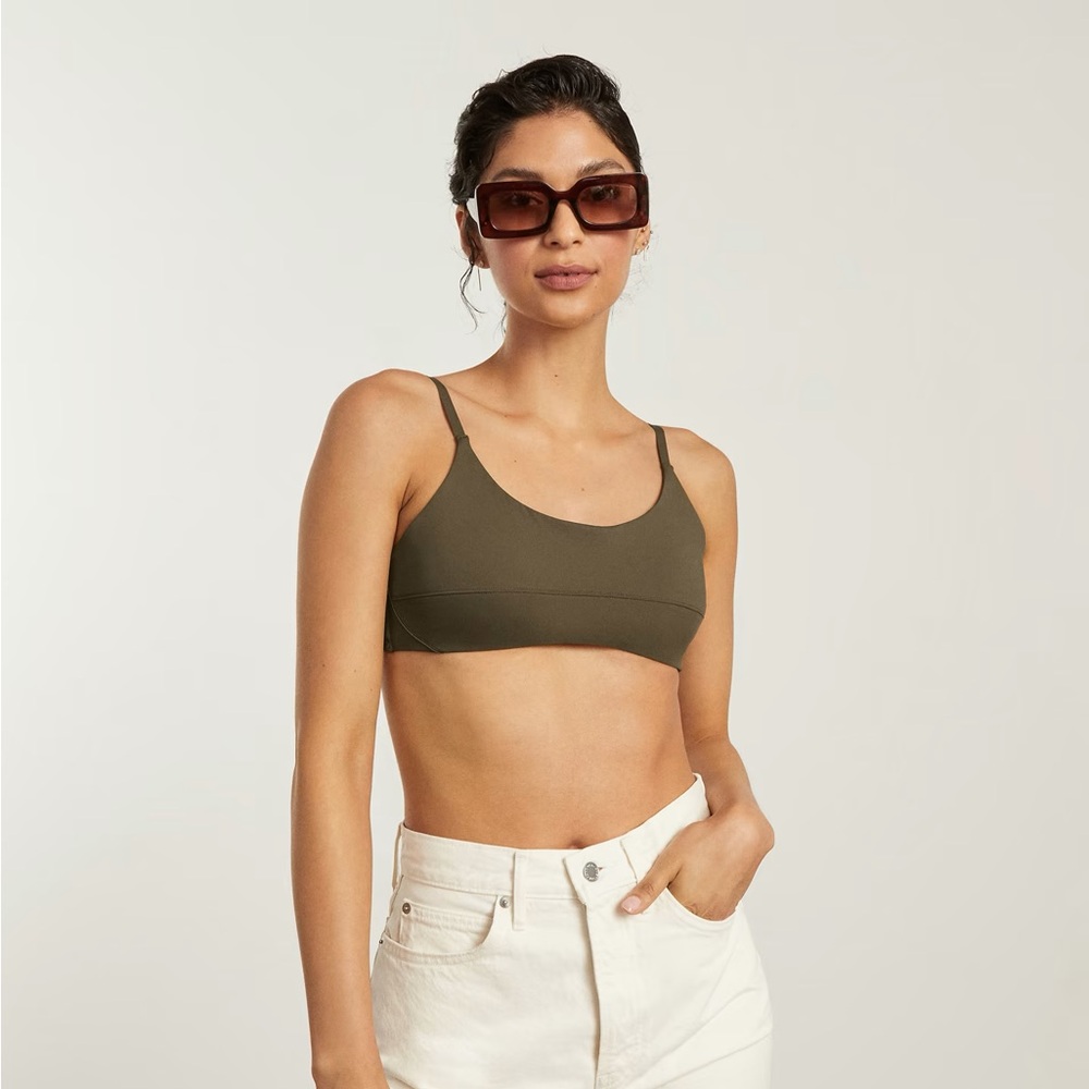NWT Everlane - The Scoop-Neck Bikini Top in XS (matching bottom available too)